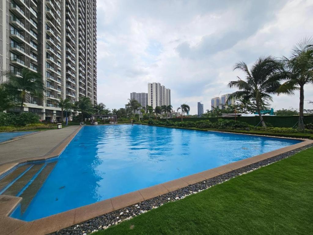 Stay N Cozy Apartemen Sky House Bsd By Sm Room Samporo Экстерьер фото