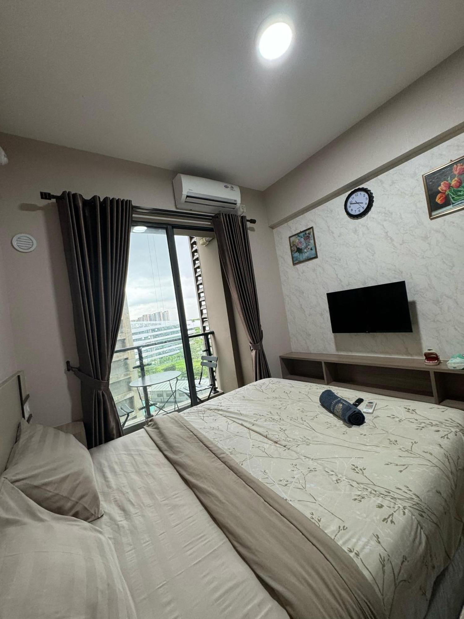 Stay N Cozy Apartemen Sky House Bsd By Sm Room Samporo Экстерьер фото